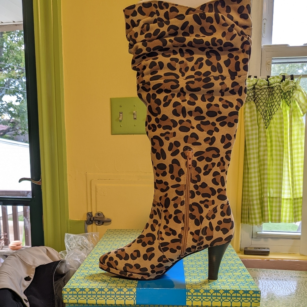 knee high leopard boots.